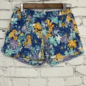 Patagonia Womens Barely Baggies Pull-On Shorts Size M Floral 57041 Hawaiian 2"